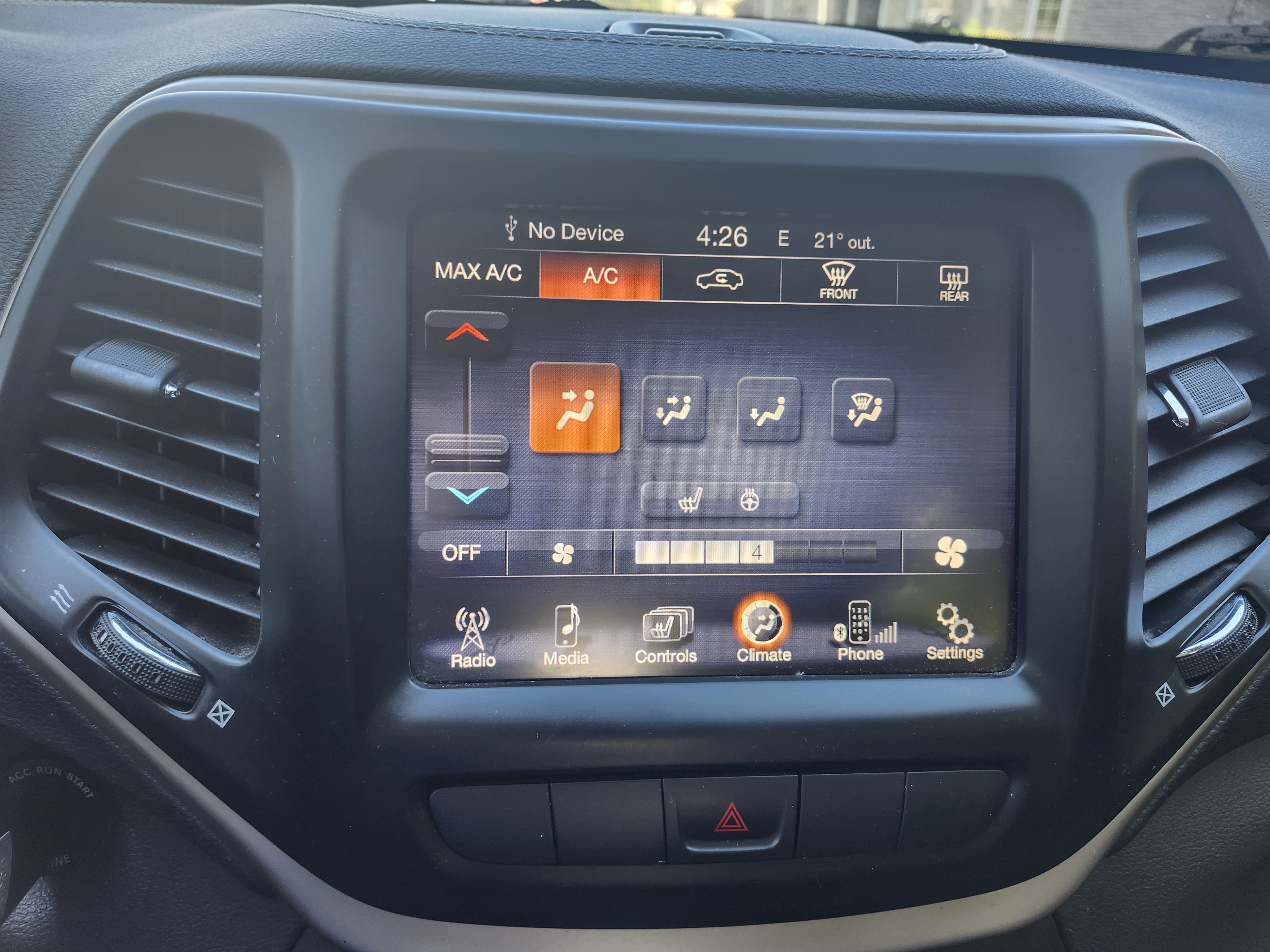 Infodivertissement et contrôles de climatisation